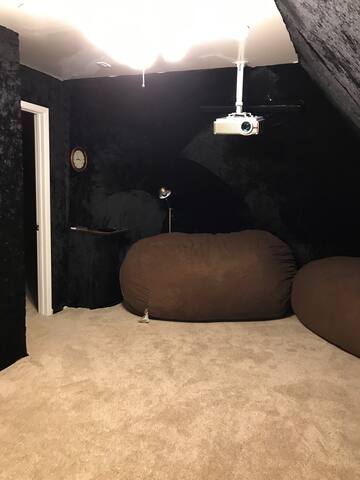 family-friendly home near st. croix river