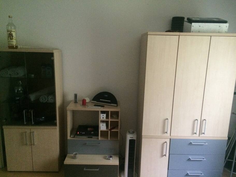 Der Flat fehlt noch, aber TV vorhanden