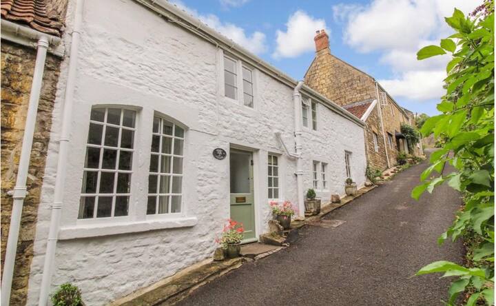 Freshford Holiday Rentals & Homes - England, United Kingdom | Airbnb