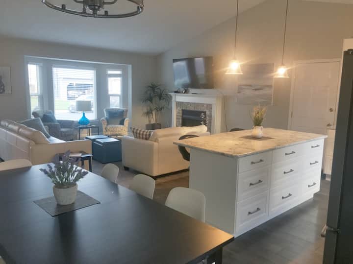 Clean, comfortable home in Provo/minutes from BYU Houses for Rent in