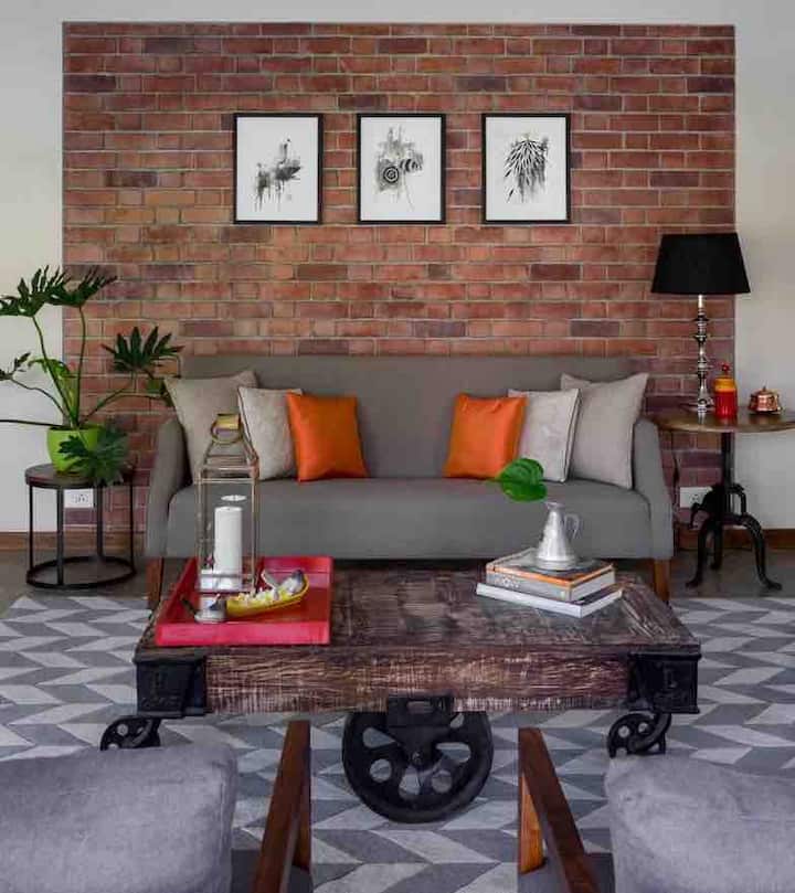 Living room image 3