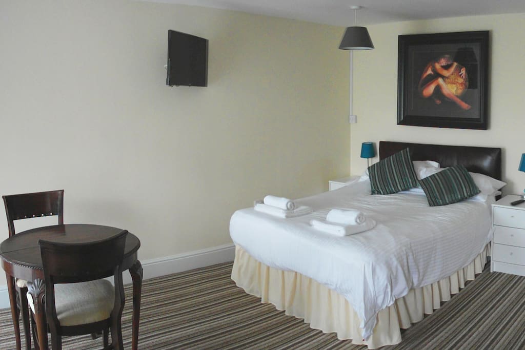 Comfortable double room with kitchenette.