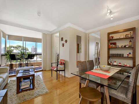 Stunning sunny apartment in Neutral Bay