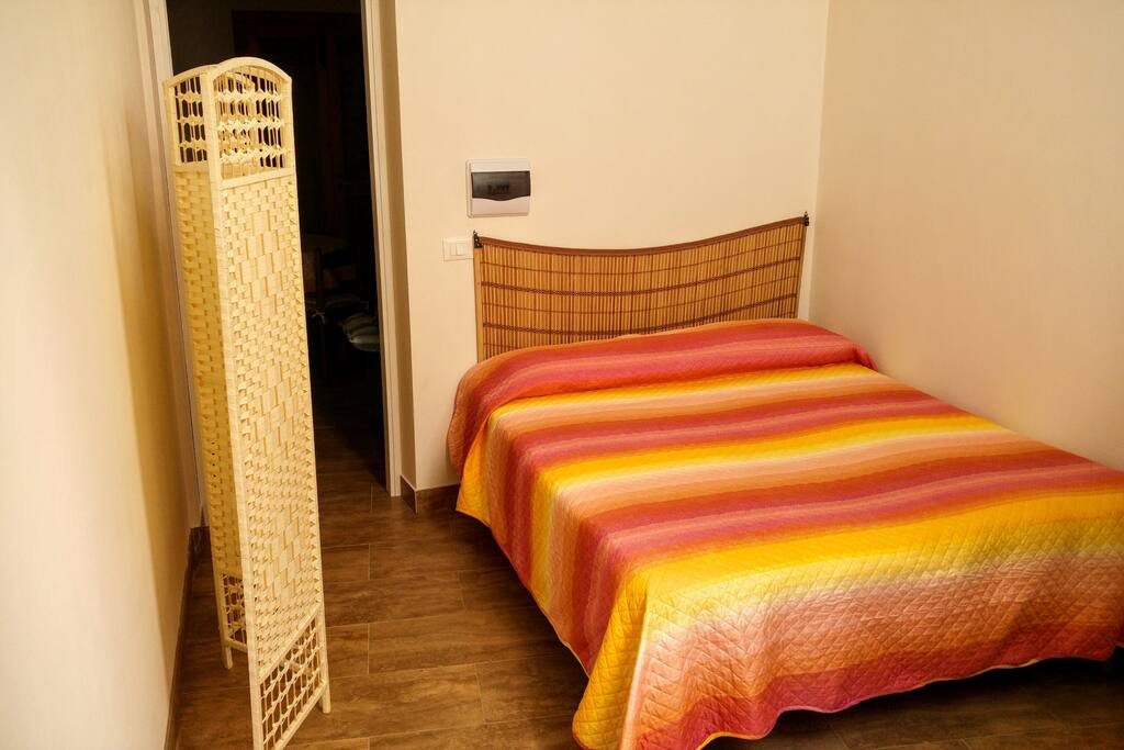 zona letto matrimoniale