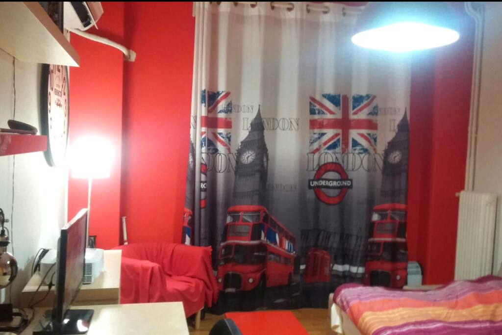 Main Bedroom / Living Area