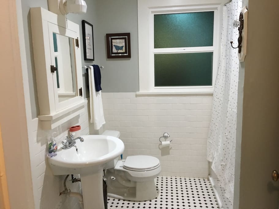 Spacious bathroom