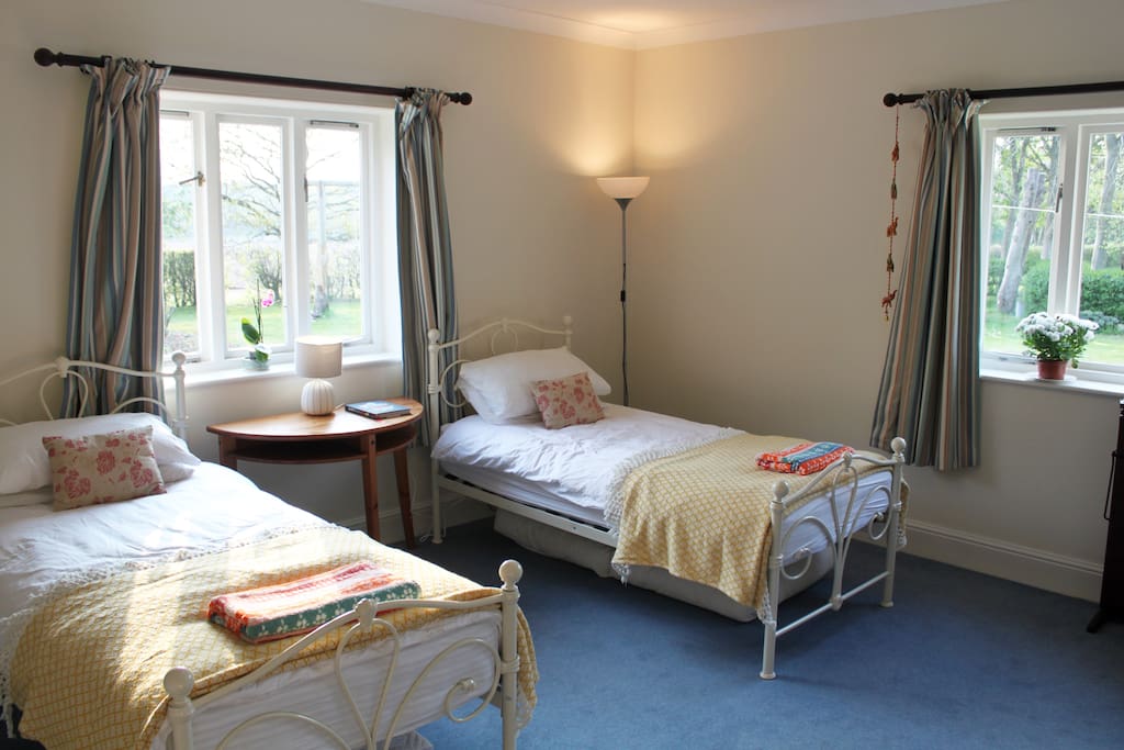 Twin Bedroom