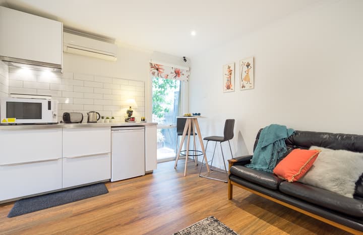 Quiet Private Studio In Frankston - Frankston