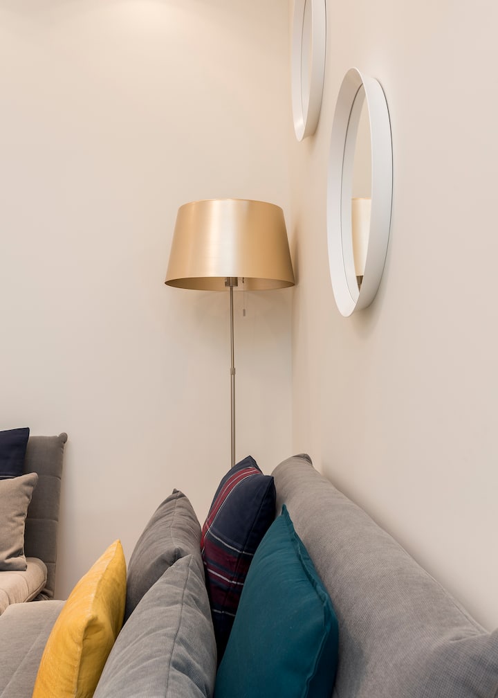 1 Bedroom + Living Room (2 Sofa Bed)  (6 People) - Madrid