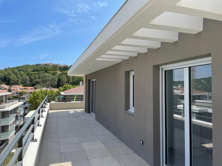 Centre De Mougins Beau Meublé Confortable - Valbonne