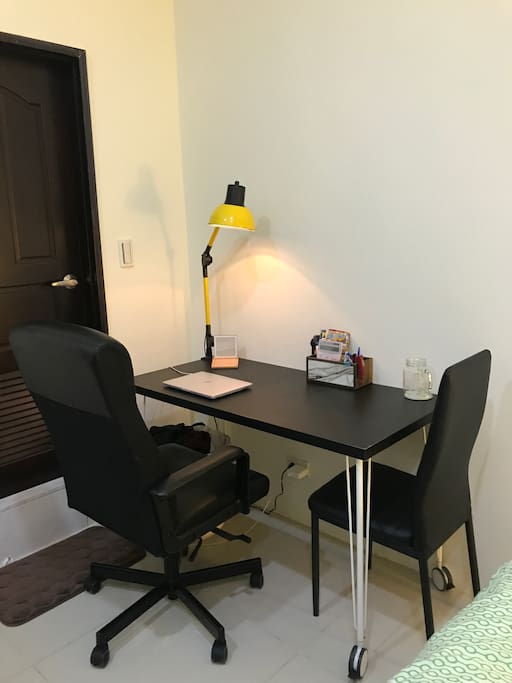 Working Table
