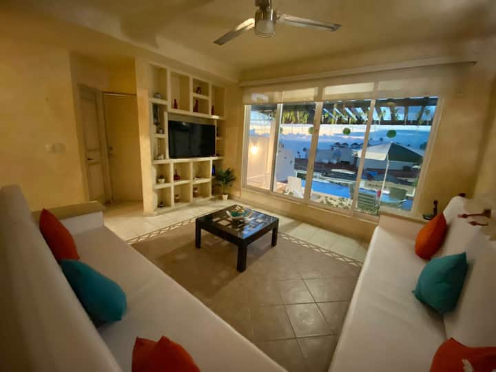 Villa Victoria.

Amplia Villa Con Excelente Ubicación Para Disfrutar De Los Atardeceres Más Hermosos Del Mundo. - Acapulco
