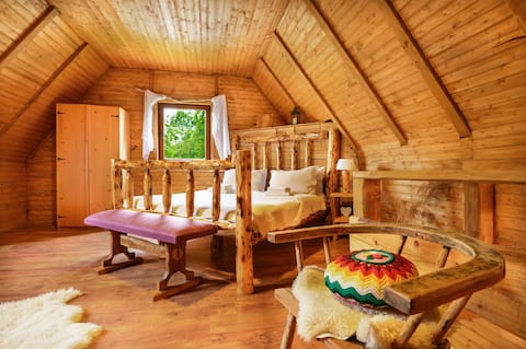 Wooden Plitvice house