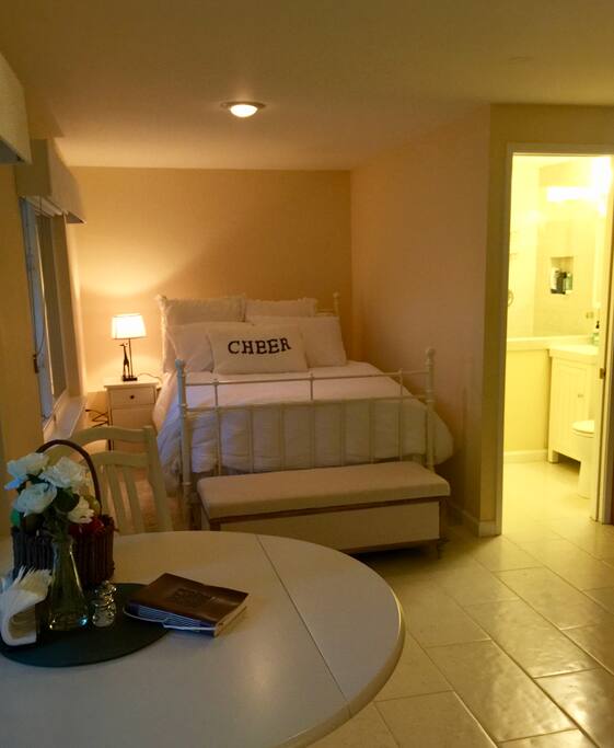 Full size bed