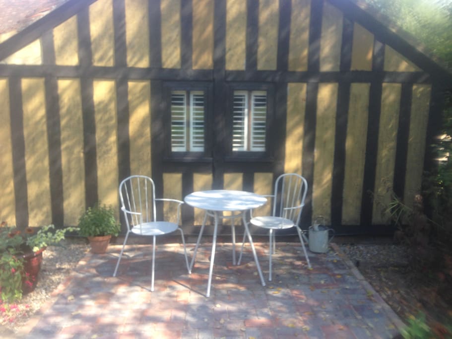 Sit in the morning shade with coffee or the sunshine all afternoon.