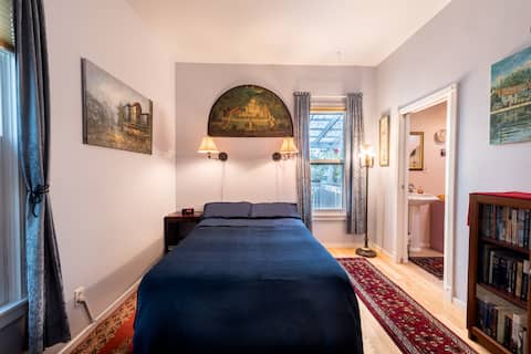 Cosy, close in SE Victorian private room & bath