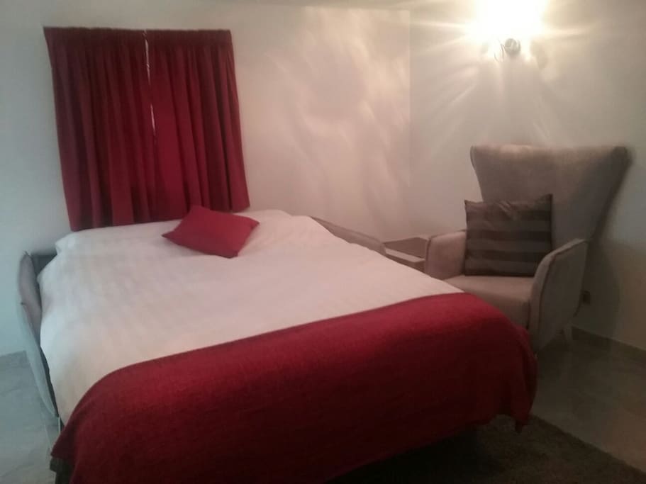 Double Sofa bed
easy to convert between the two
