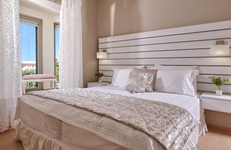 Villa EverGreen gallery image 2