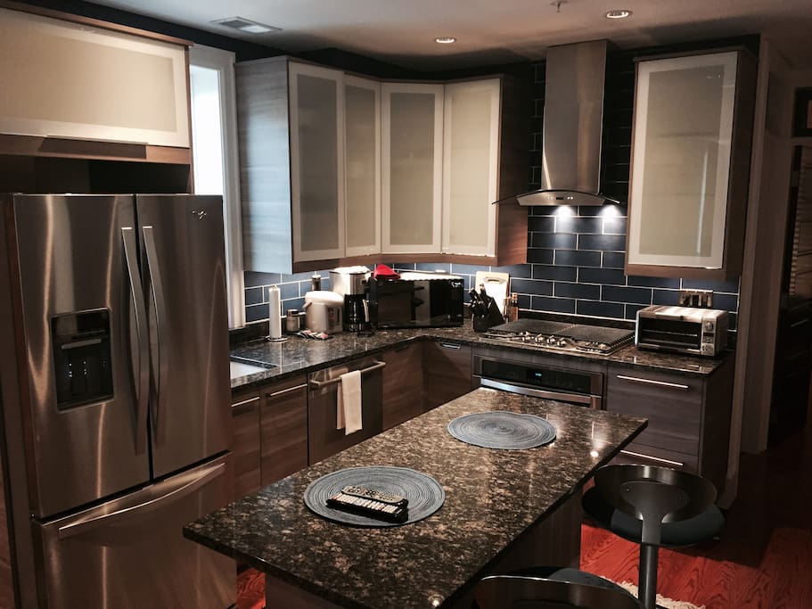 Make dinner in this gourmet kitchen!