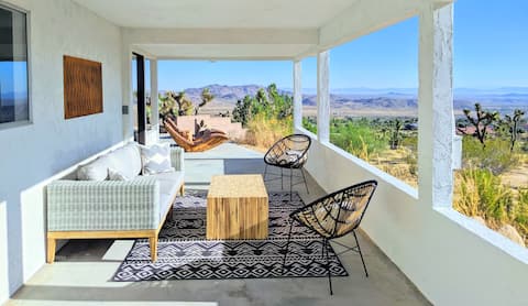 Stunning Views: Rockwood Hill House