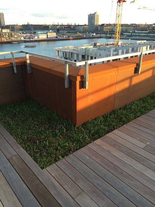 View from one of the two shared terrasses at the rooftop.