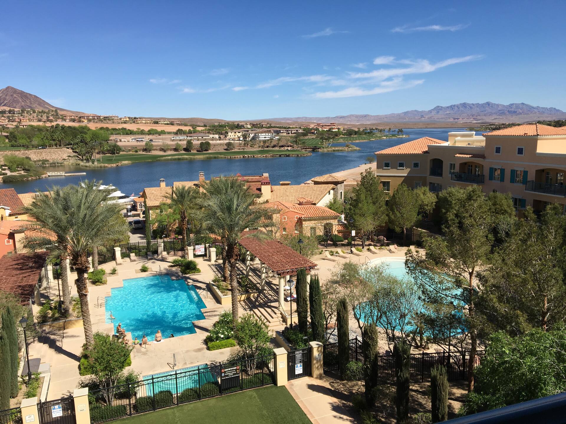 Spectacular 3bdrm, 3ba Lake Las Vegas Condo