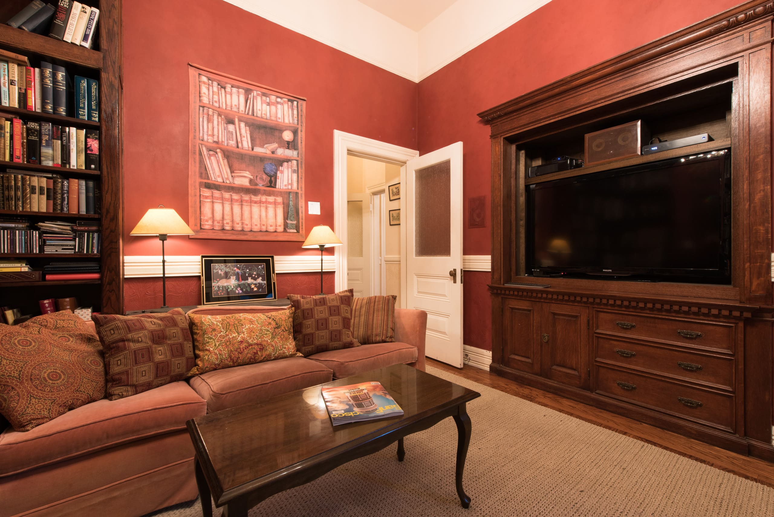Home in San Francisco · ★4.96 · 6 bedrooms · 8 beds · 4.5 baths - Image 46