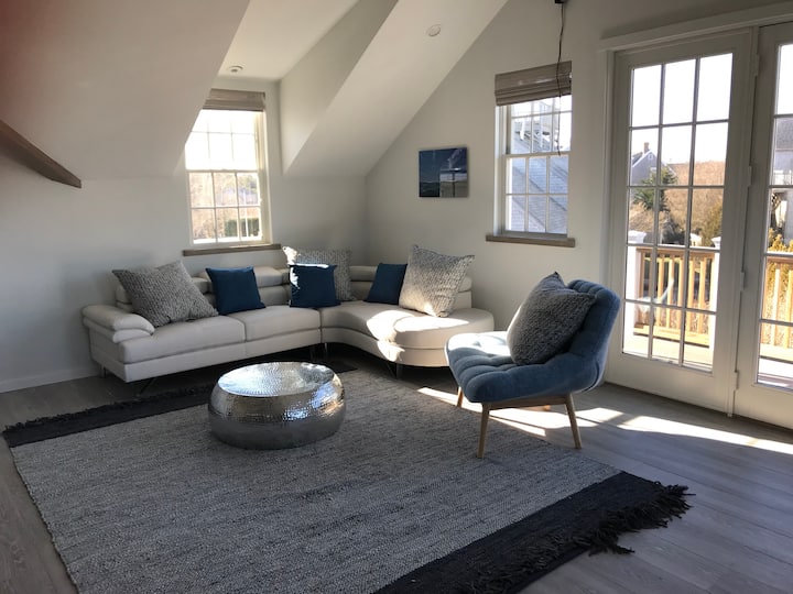 Brand New Modern 2 Bedroom 2nd Floor Apartment - Nantucket, MA
