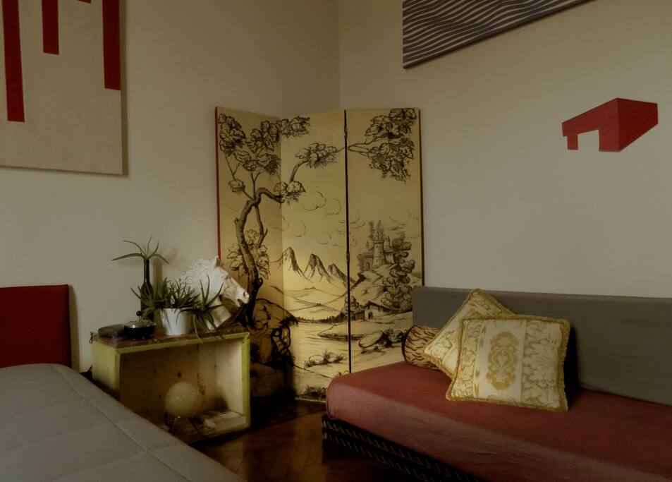 Main bedroom: third bed