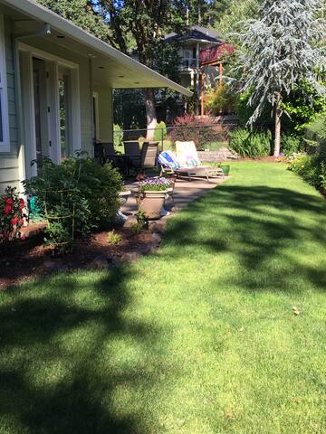 Perfect Home for Willamette Family Weekend gallery image 5