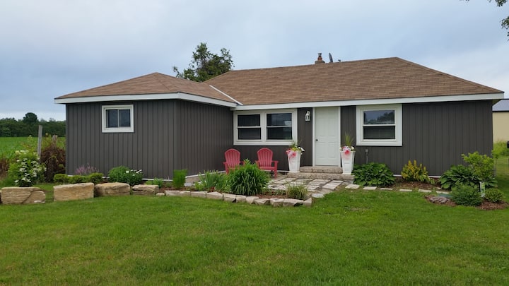 Country cottage 2 km from sandy beach