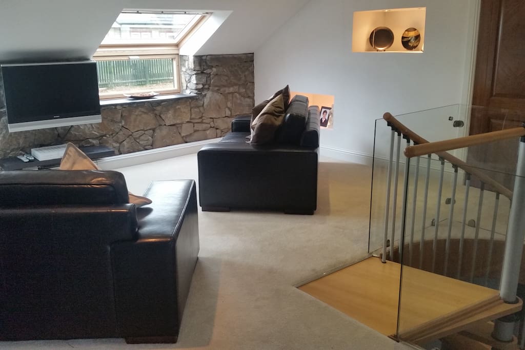Guest Lounge