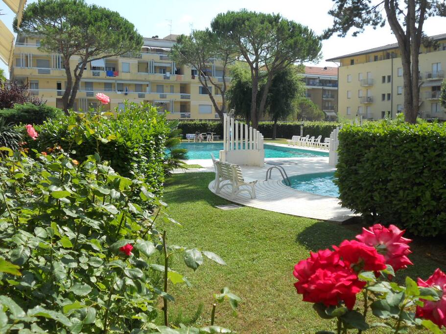Piscina cond. Mare