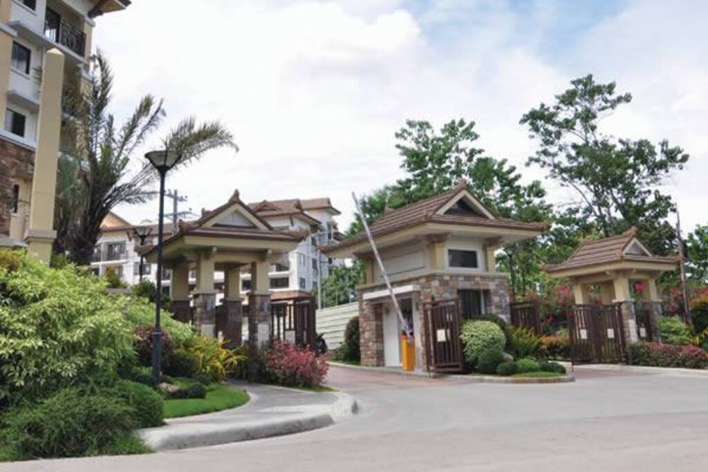 One Oasis facade.