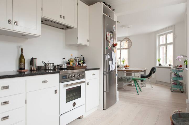 Private Townhouse in lovely Cph gallery image 2