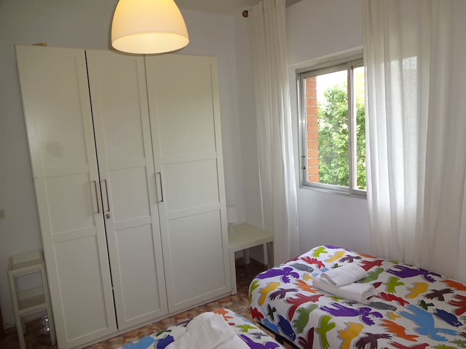 Sabadell rent house, private room,