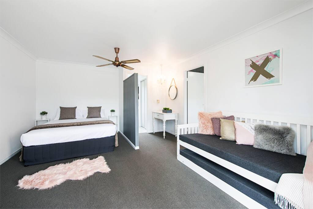 Our 2 bedroom cottage can accommodate 2 - 6 people. Relax in comfort, privacy and style in a cottage complete with your own private bathroom, kitchenette, TV and lounge area