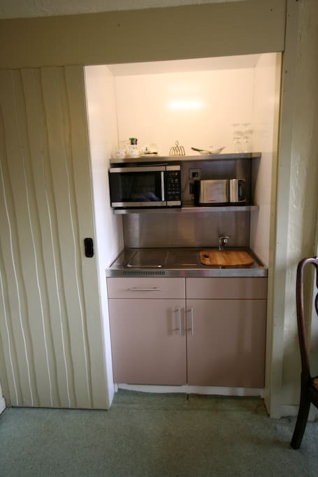 Mini kitchen