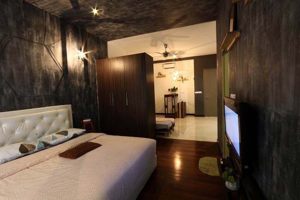 Entire Room