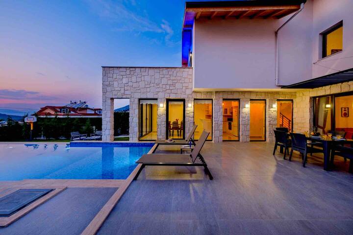 Villa Nerede managed Airbnb listing 3