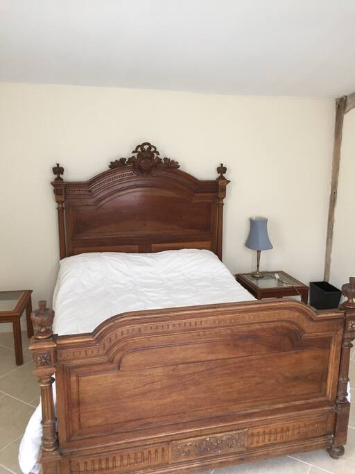 Orangerie bedroom