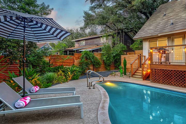 UT Football Fave – Pool, 2 Miles to Downtown ATX gallery image 2