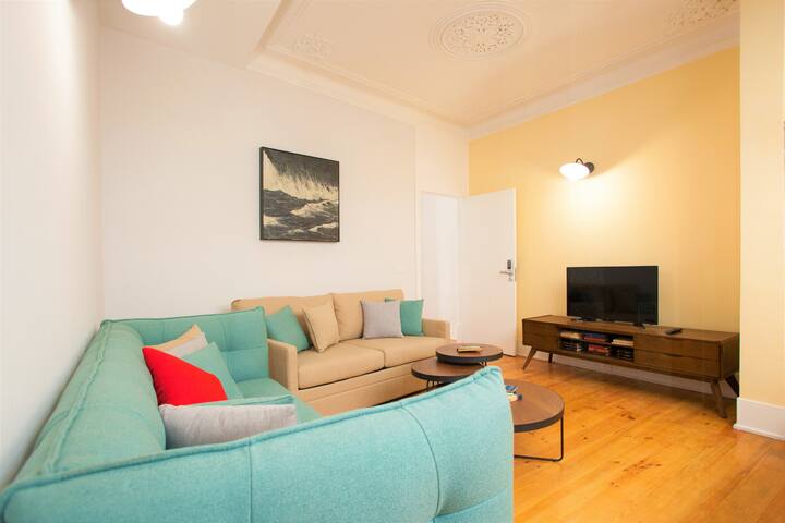 Cozy Apartment in Alfama, Lisbon gallery image 5