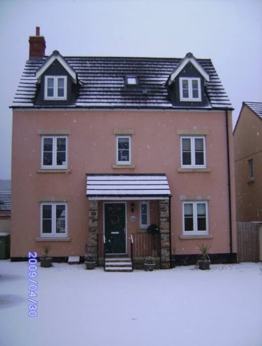 House in winter.