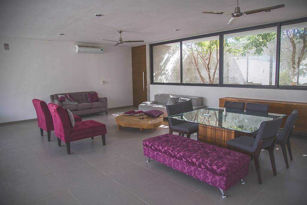 Sala y Comedor para 8 personas. Muebles de diseño