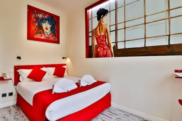 Cannes, chambre atypique, jardin, parking