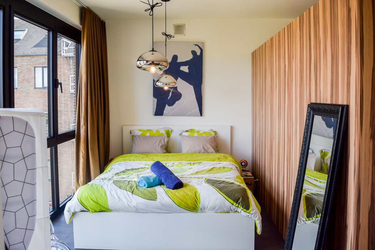 Bed Met Bureau En Kast : Hasselt dusartplein mit fotos die besten unterkünfte in