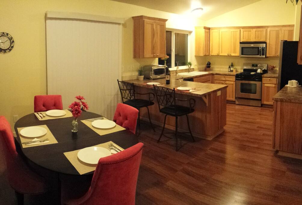 Open floor plan connects the dinning room and kitchen
