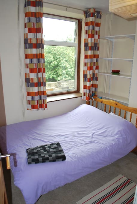 Back bedroom
