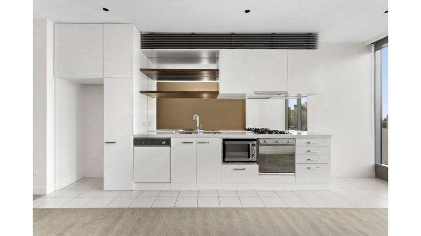 Executive Stays Southbank 2 Bedrooms gallery image 3